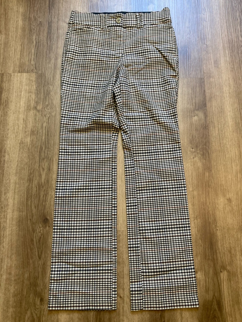 Maurices Shades of Tan & Black Plaid Pants Small SHORT